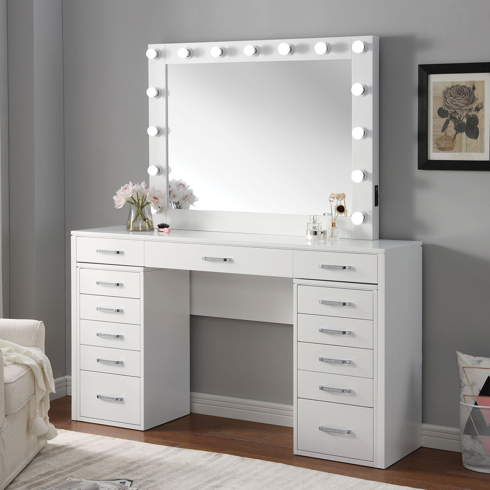 3mm Mirror w/ 15Pc Bulbs & USB Charger
