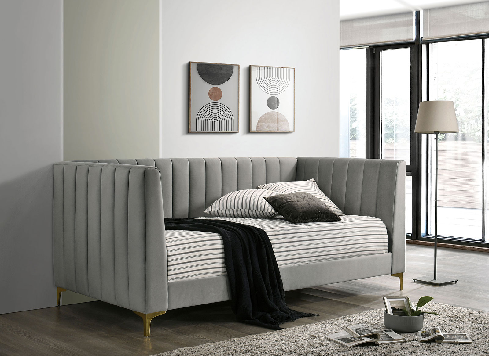 Upholstered Twin Daybed - Arms, 13Pcs Slats