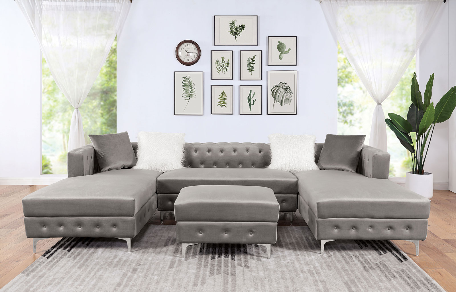 Sectional Right chaise w/ pillows, Gray