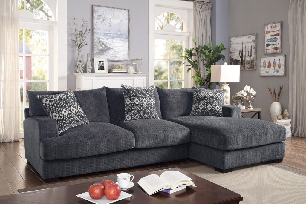 Kaylee U-Shaped Sectional w/ Ottoman, Right Chaise