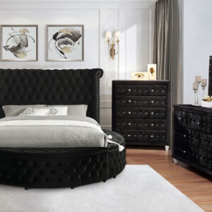 4 Pc. Queen Bedroom Set w/ Chest