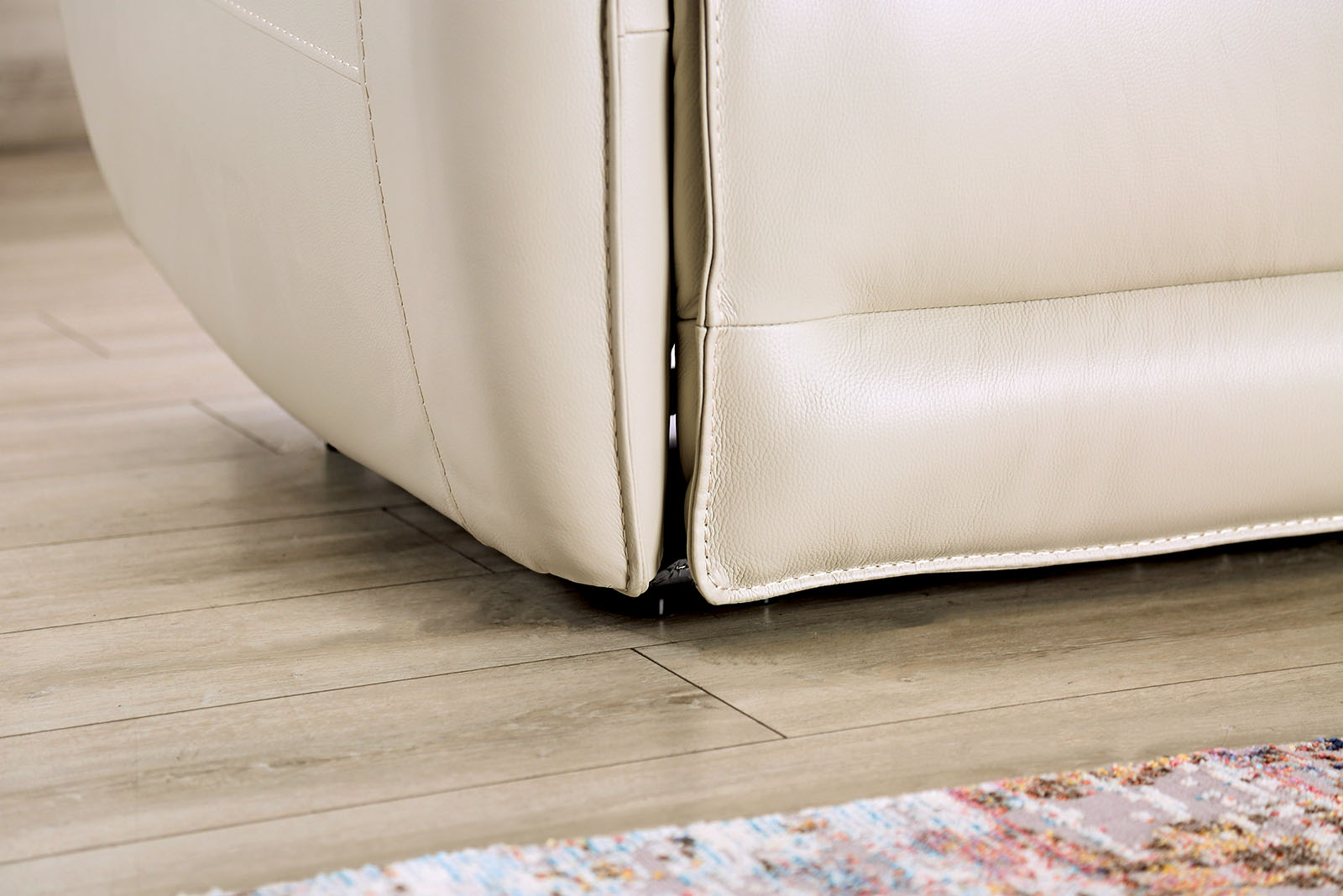 LAF Power Recliner w/ Zero Gravity