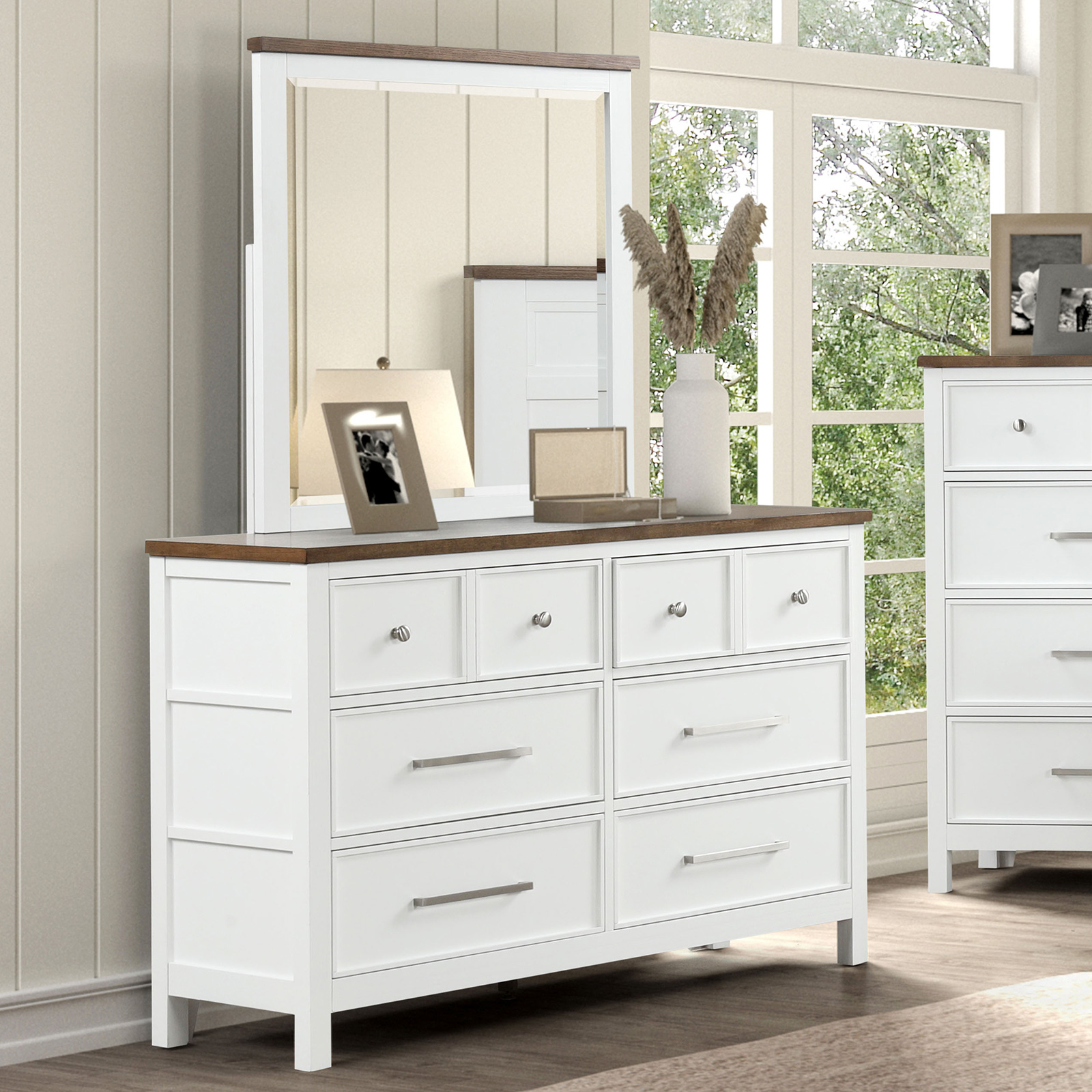 4 Pc. Twin Bedroom Set w/ Chest