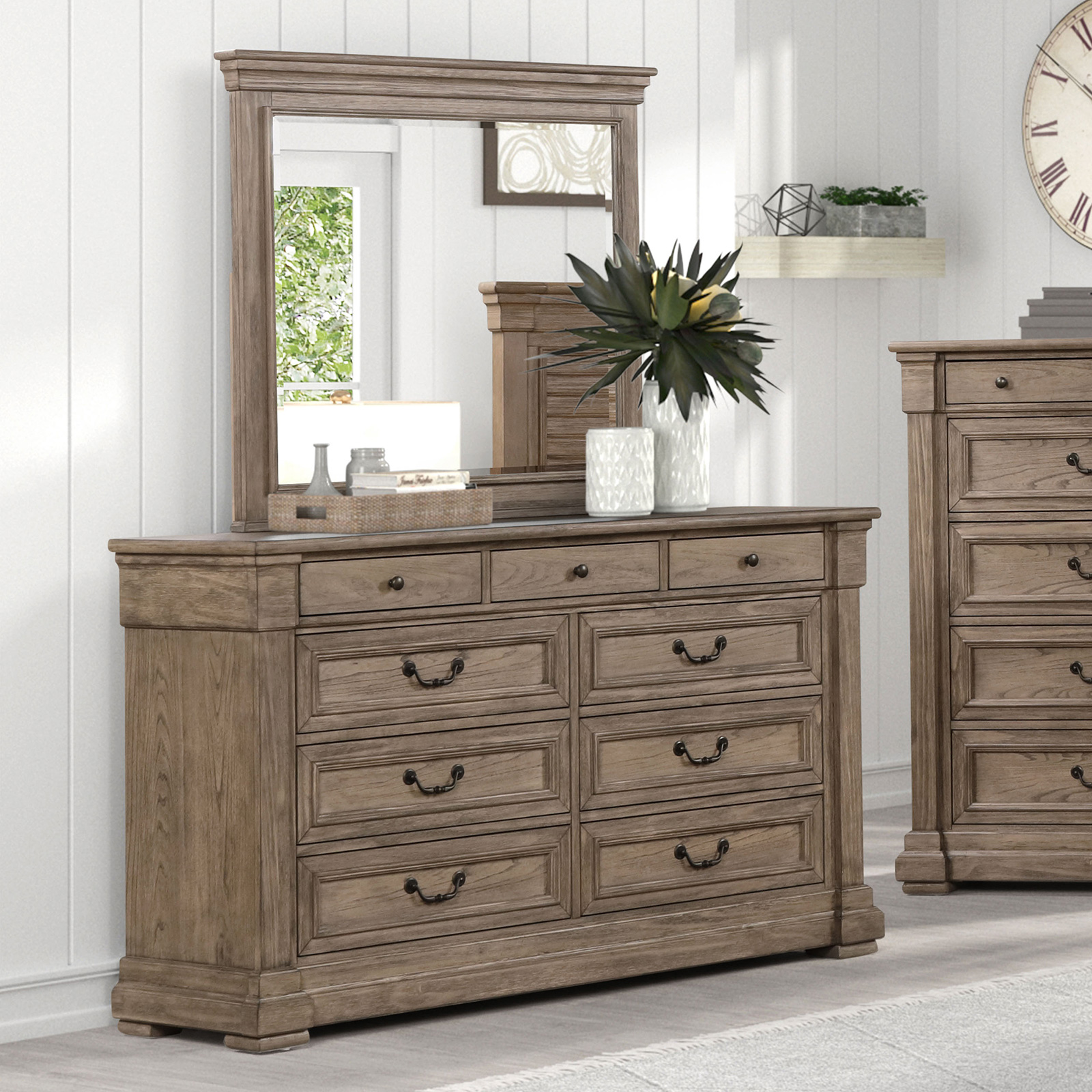 4 Pc. Queen Bedroom Set w/ Chest
