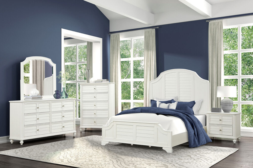 Whitehaven E.King Bed, Antique White