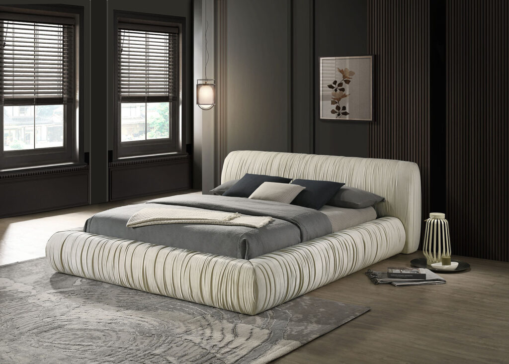 Palmdale E.King Bed, Ivory